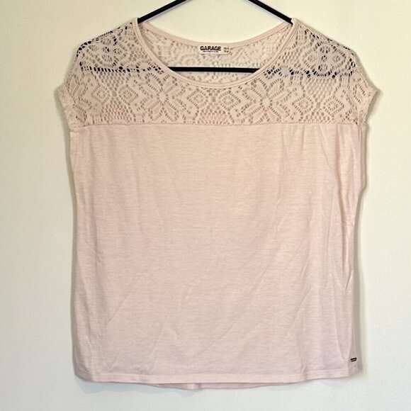 Garage Lightweight Dusty Light Pink Lace Shoulder Top - Size: XS - Picture 1 of 6